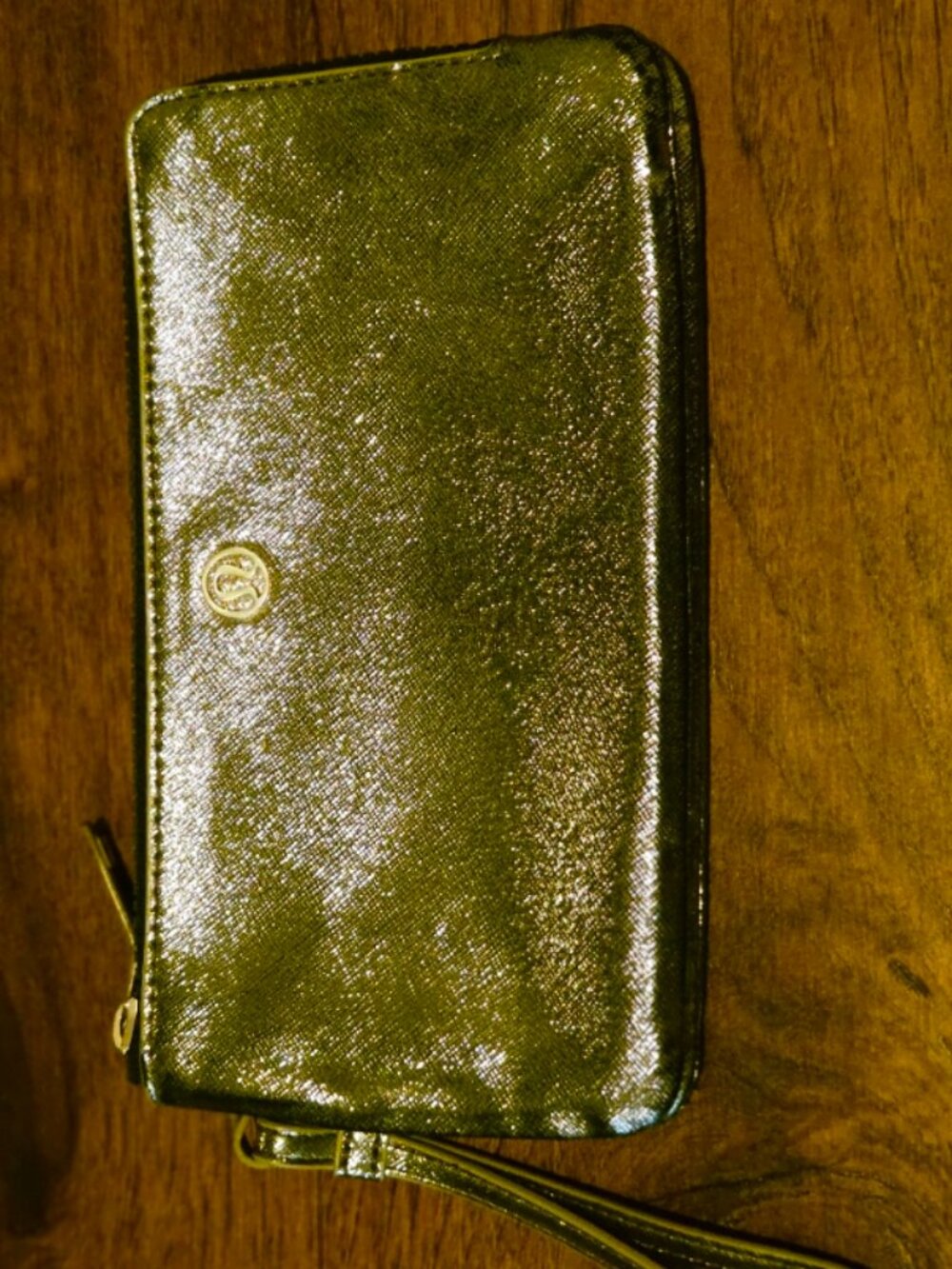 Lululemon Gold Metallic Wristlet – Two Zipper Pockets – Rare Color